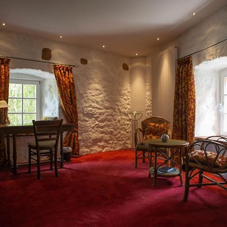 Hotel Burg Kerpen Illingen  Luaran gambar