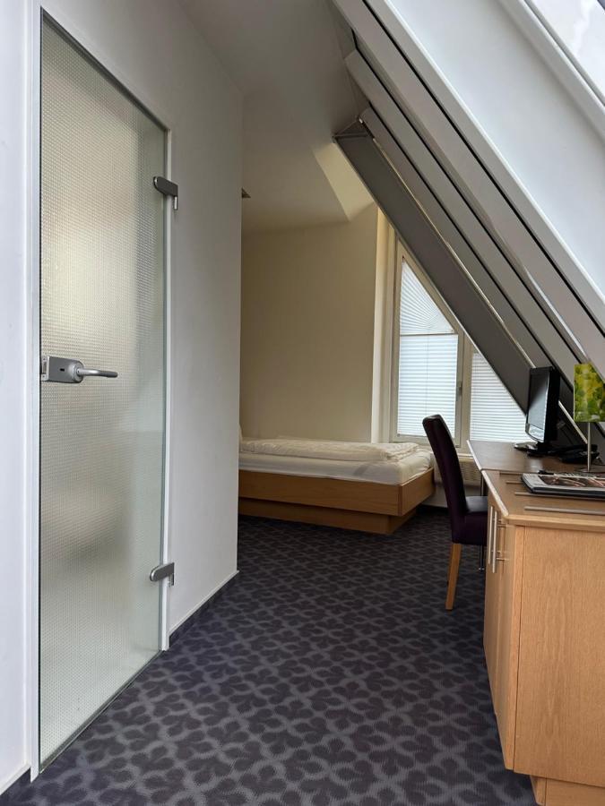 Hotel Burg Kerpen Illingen  Bilik gambar